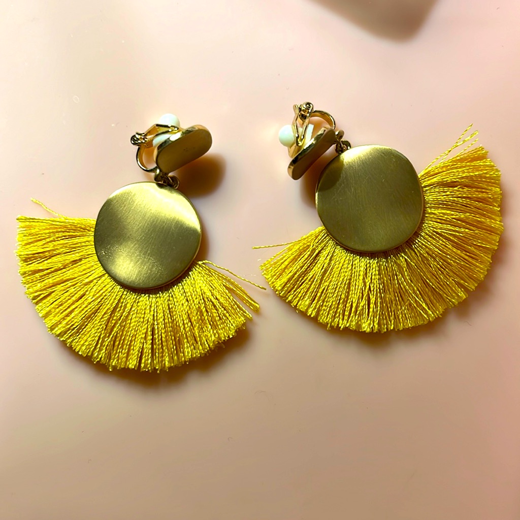 Yellow And Gold Fringe Drop Clip-On Earrings 6$
